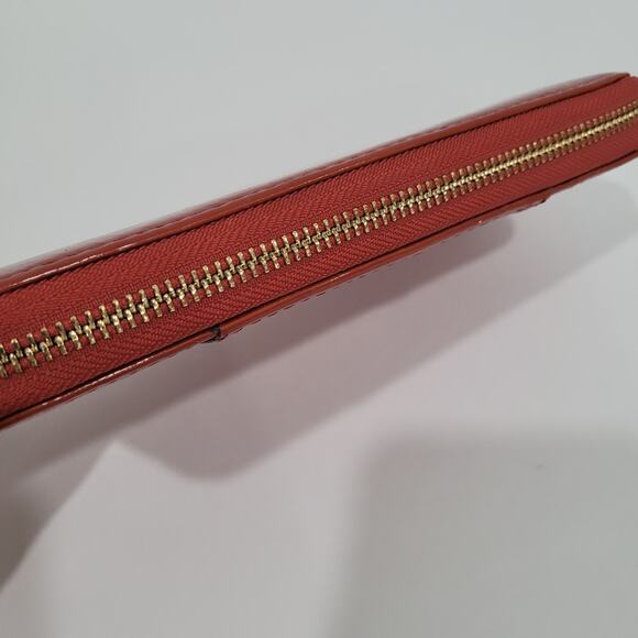 Coach Madison Wallet Solid Red Large Patent Leather Zip Around Logo Condition - Picture 12 of 12